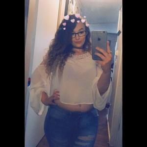 Meet your Posher, Cassey